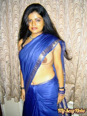 Desi aunty saree nude pic images