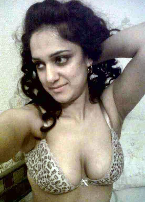 Hot breasts of pakistani woman