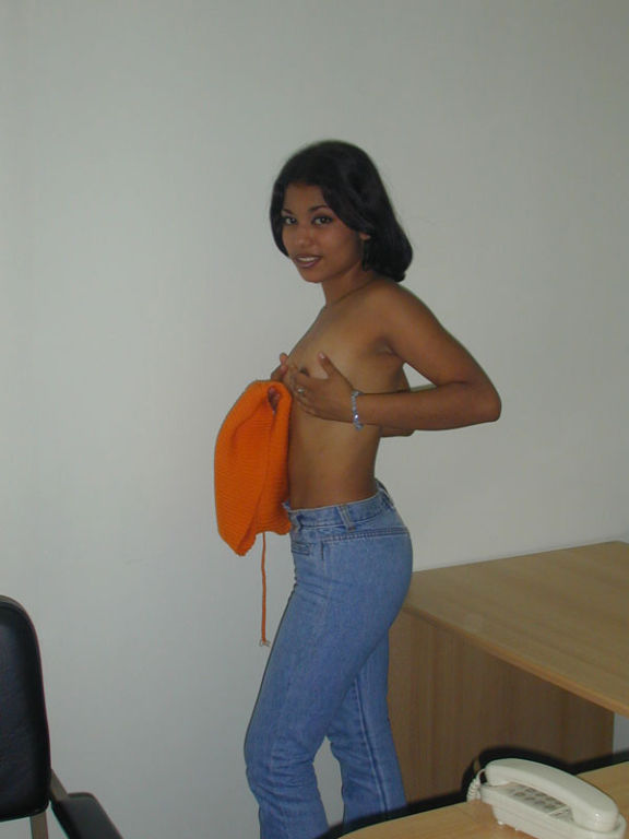 Dolce reccomend indian amateur girl