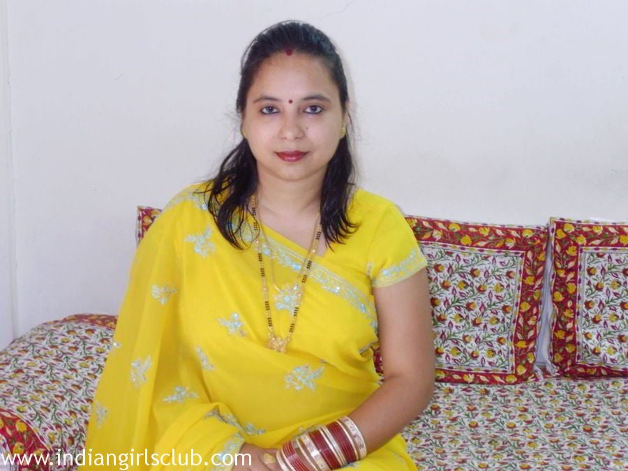 Desi wife yellow saree