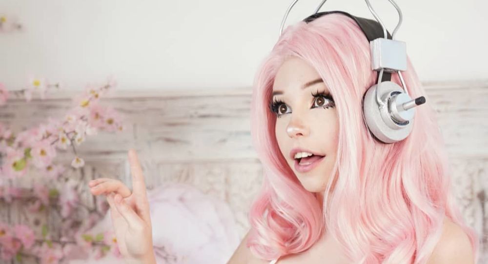 Mr. P. reccomend belle delphine gets helping hand