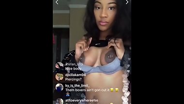Latina gives blowjob instagram live