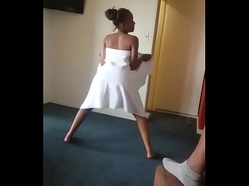Dingo reccomend students twerking south african school