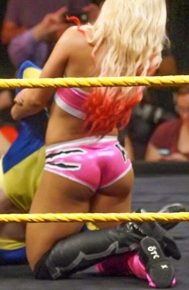 Quirk reccomend wwe diva ass