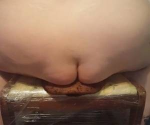 Cake sitting orgasm during chaturbate