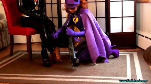 Kraken reccomend catwoman batgirl domination