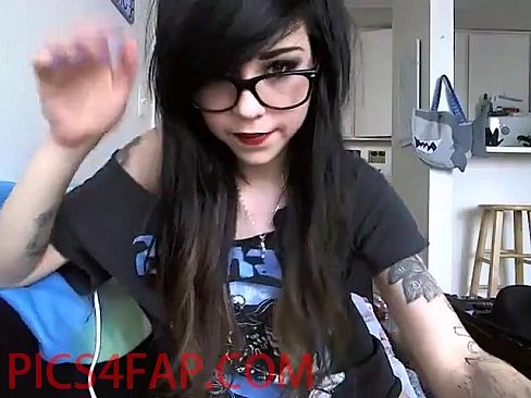 Cute tattooed webcam girl with