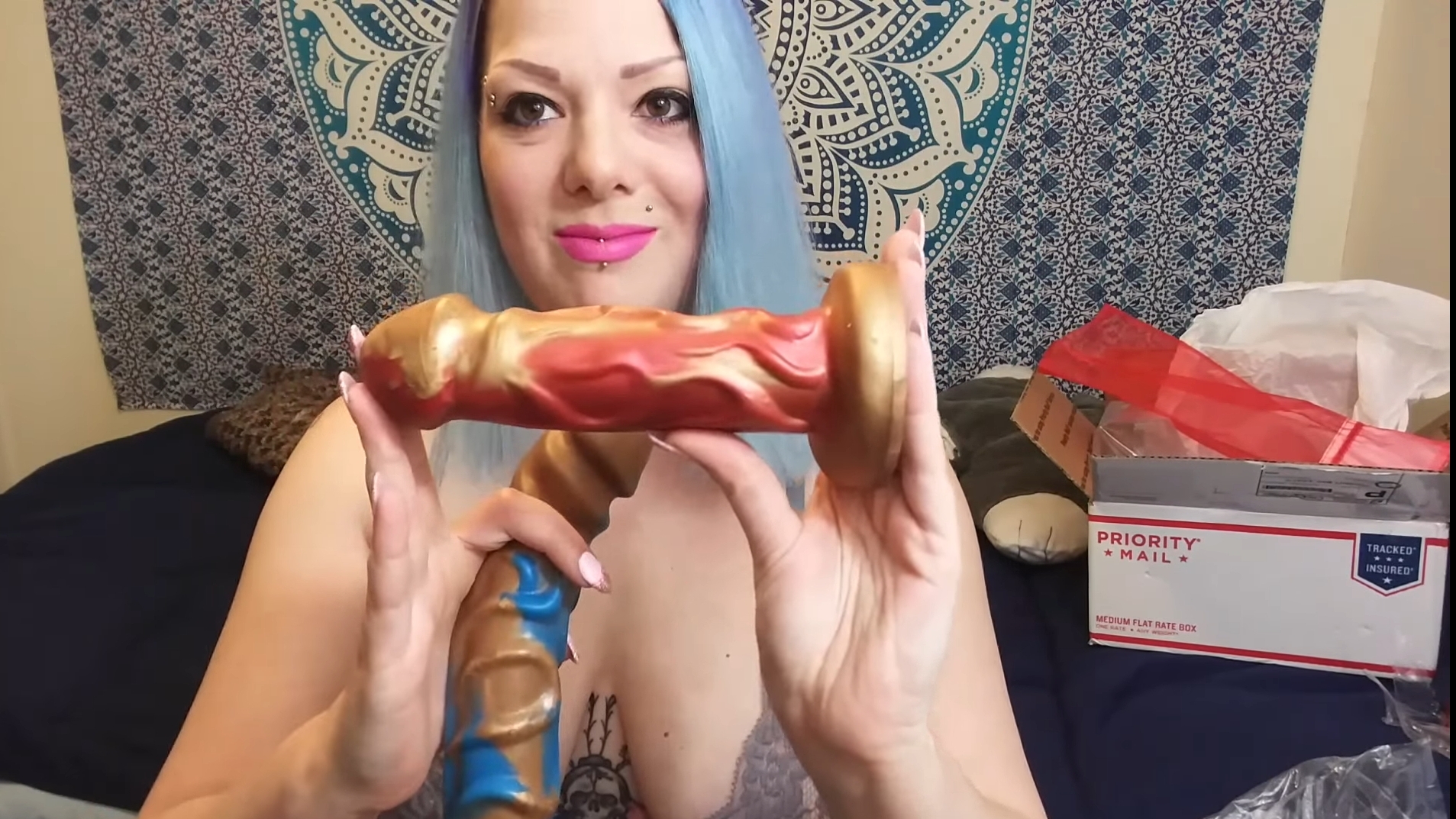 Vice reccomend dildo unboxing review