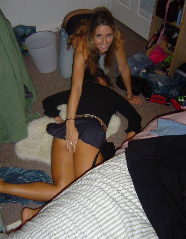 Drunk and pased out nude girl