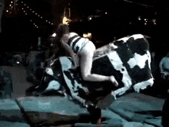 Koi reccomend drunk chick flashes mechanical bull