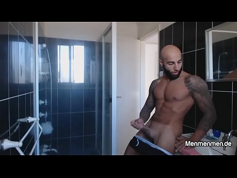 Gear B. reccomend guy moaning and cumming hard