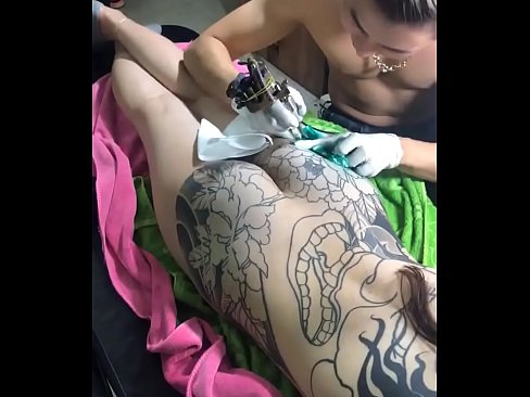 Hd cumshot tattoo girl porn