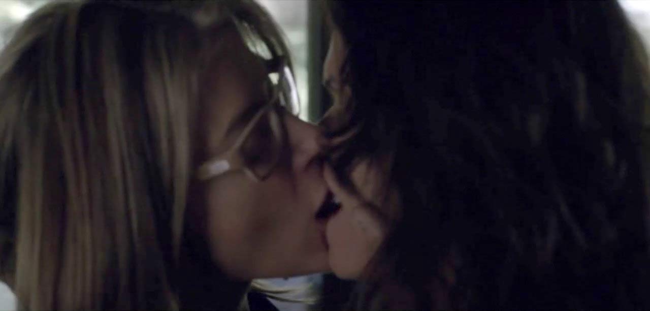 General reccomend landecker gillian vigman lesbo kiss
