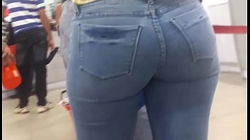 Tight jeans threesome