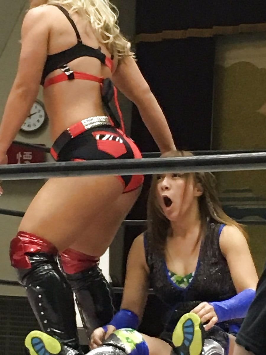 Toni storm thick booty sitting