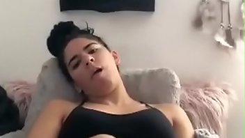 Turkish girl shows vagina